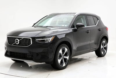 2025 Volvo XC40 B5 Core