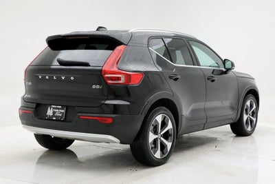 2025 Volvo XC40 B5 Core