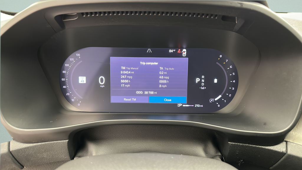 2024 Volvo XC40 B5 Core