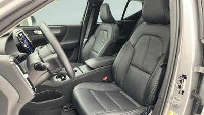 2024 Volvo XC40 B5 Core