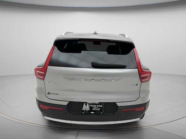 2024 Volvo XC40 B5 Core