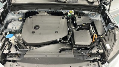 2023 Volvo XC40 B5 Plus Dark Theme