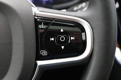 2025 Volvo V60 Cross Country B5 Plus