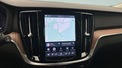 2025 Volvo V60 Cross Country B5 Plus