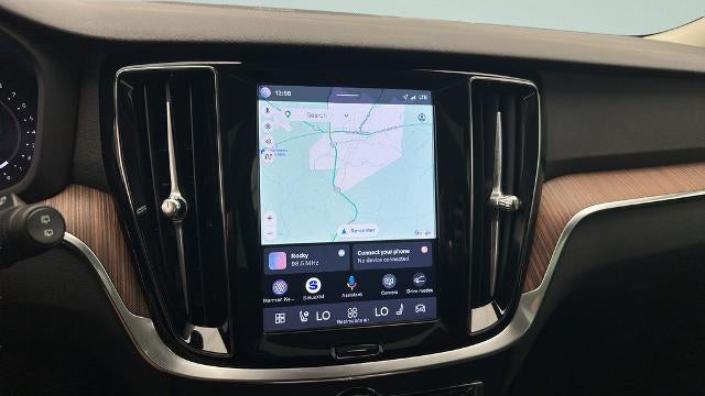 2025 Volvo V60 Cross Country B5 Plus