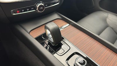 2025 Volvo V60 Cross Country B5 Plus