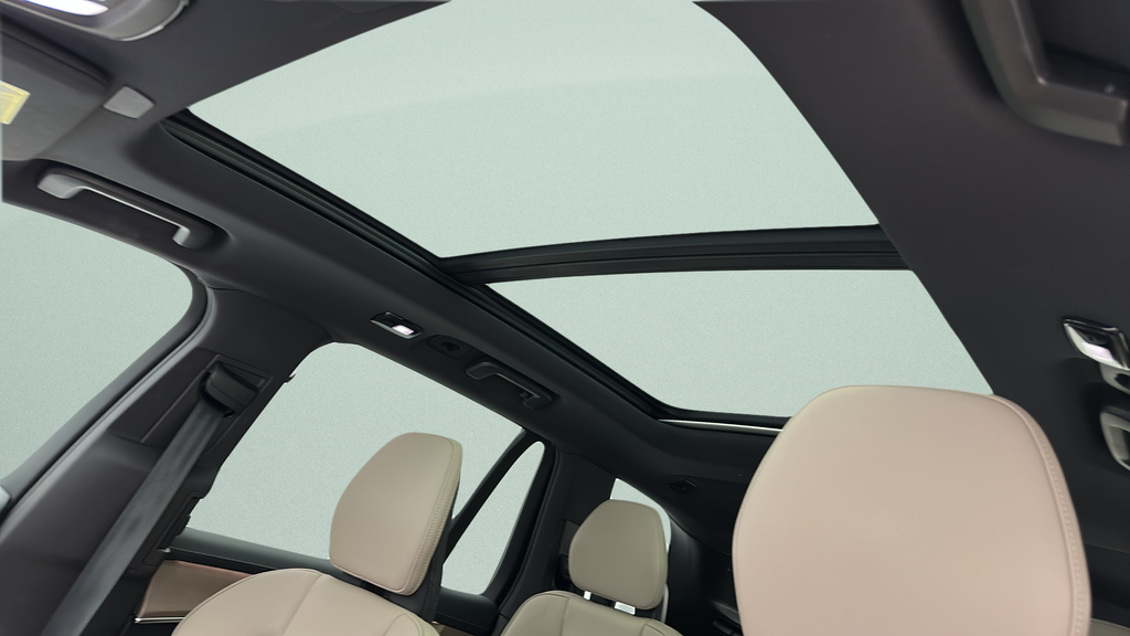 2025 Volvo XC90 B5 Core 2025.5
