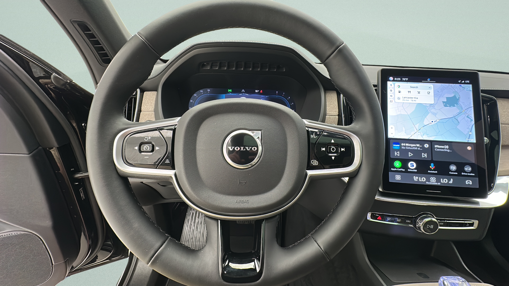 2025 Volvo XC90 B5 Core 2025.5
