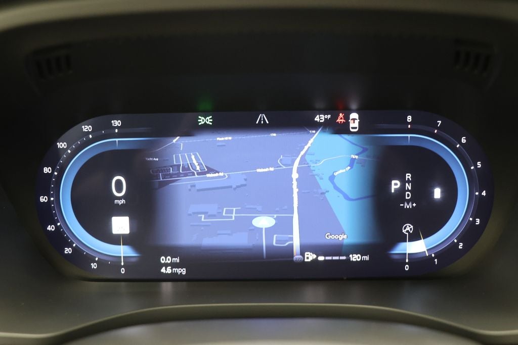 2025 Volvo XC60 B5 Plus