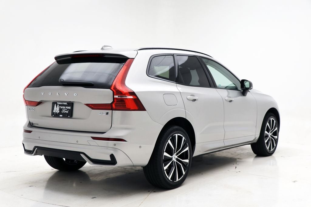 2025 Volvo XC60 B5 Plus