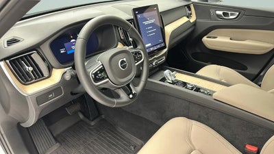 2026 Volvo XC60 B5 Plus
