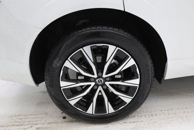 2025 Volvo XC60 B5 Core