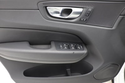 2025 Volvo XC60 B5 Core