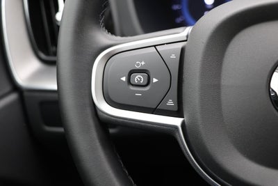 2025 Volvo XC60 B5 Core