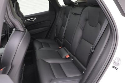 2025 Volvo XC60 B5 Core