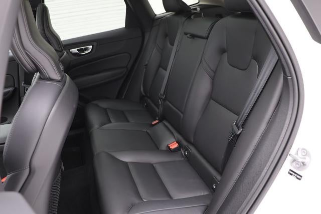 2025 Volvo XC60 B5 Core