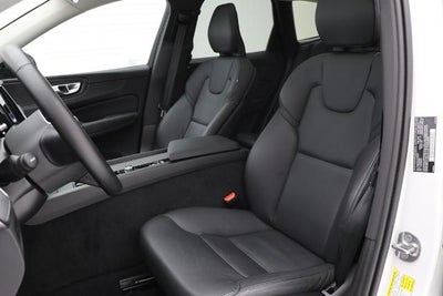 2025 Volvo XC60 B5 Core
