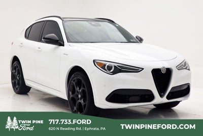 2022 Alfa Romeo Stelvio Veloce