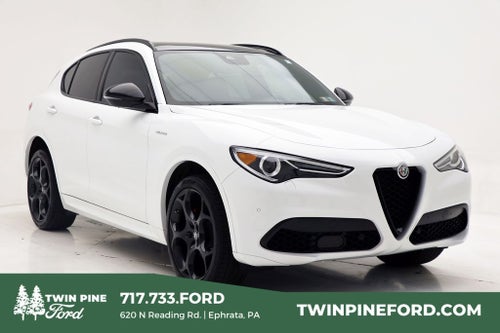 2022 Alfa Romeo Stelvio Veloce
