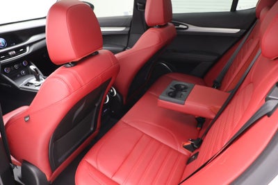 2022 Alfa Romeo Stelvio Veloce