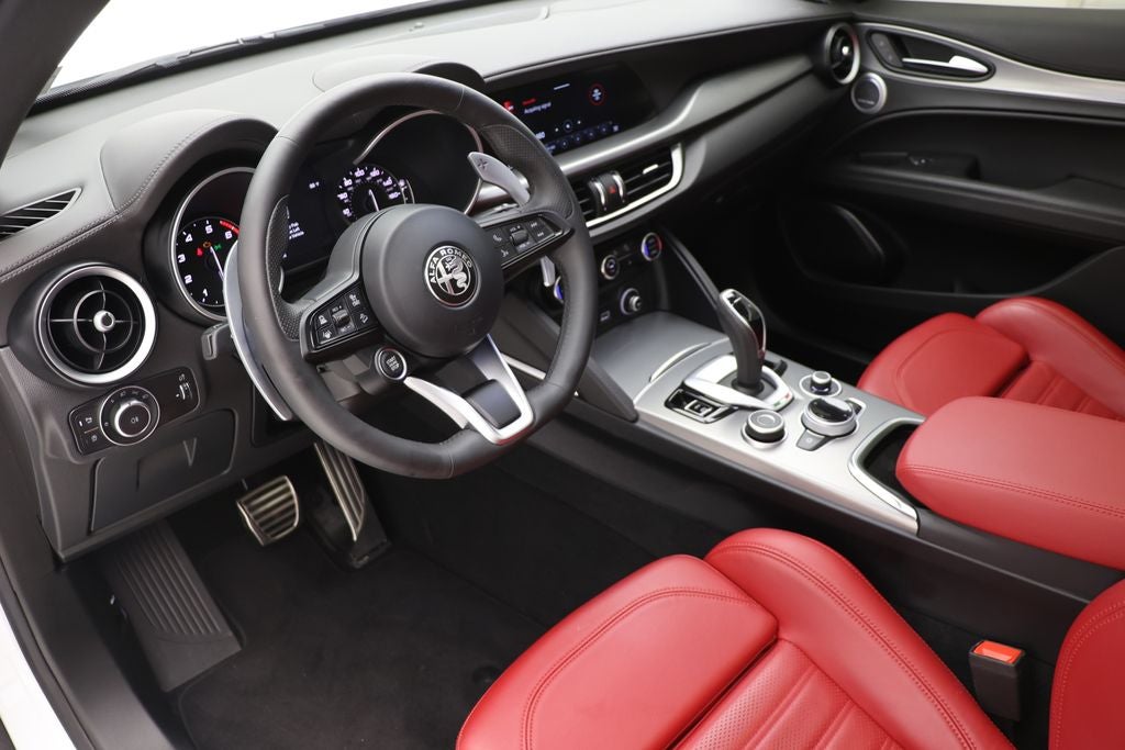 2022 Alfa Romeo Stelvio Veloce