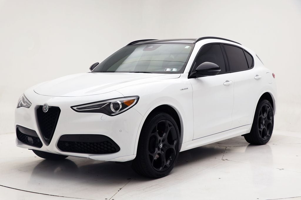 2022 Alfa Romeo Stelvio Veloce