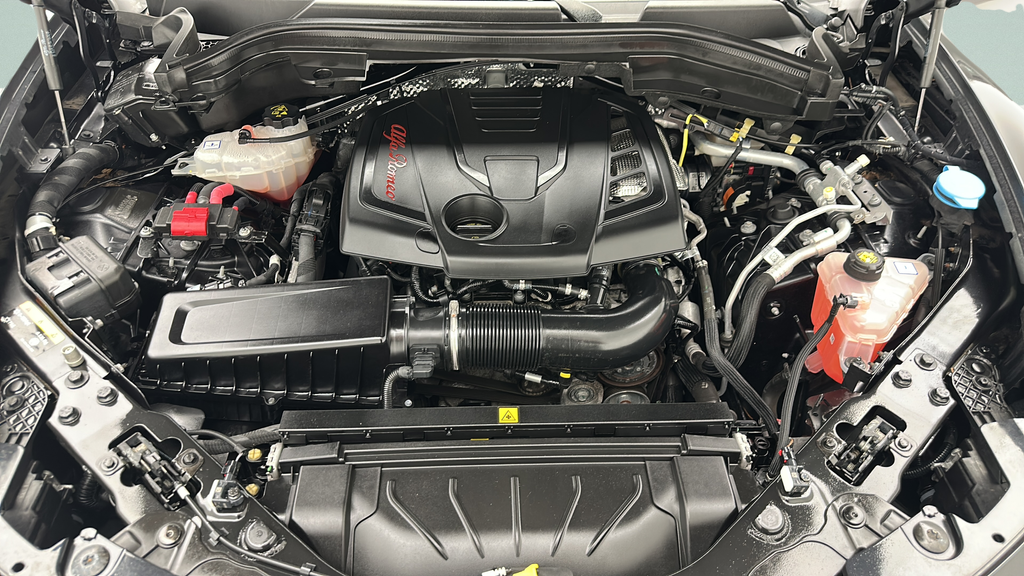 2023 Alfa Romeo Stelvio Ti