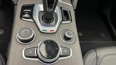 2023 Alfa Romeo Stelvio Ti