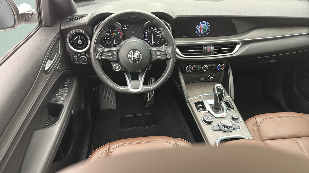 2023 Alfa Romeo Stelvio Ti