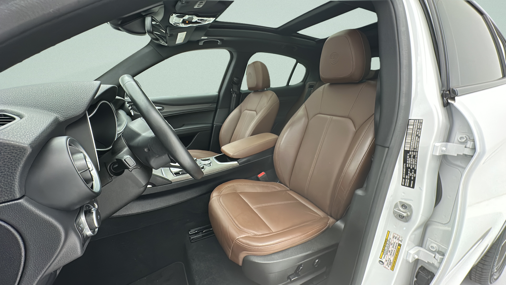 2023 Alfa Romeo Stelvio Ti