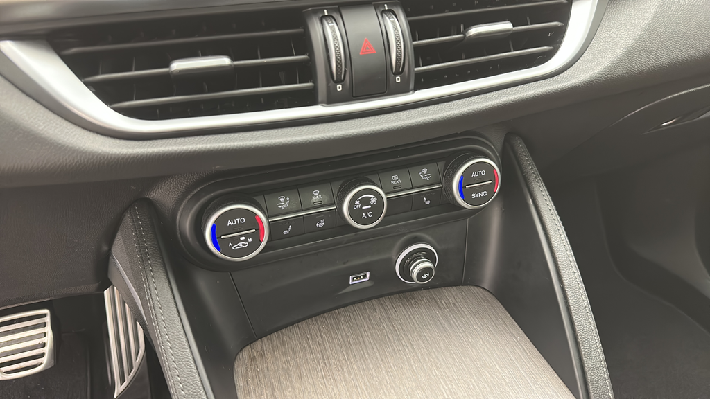 2023 Alfa Romeo Stelvio Ti