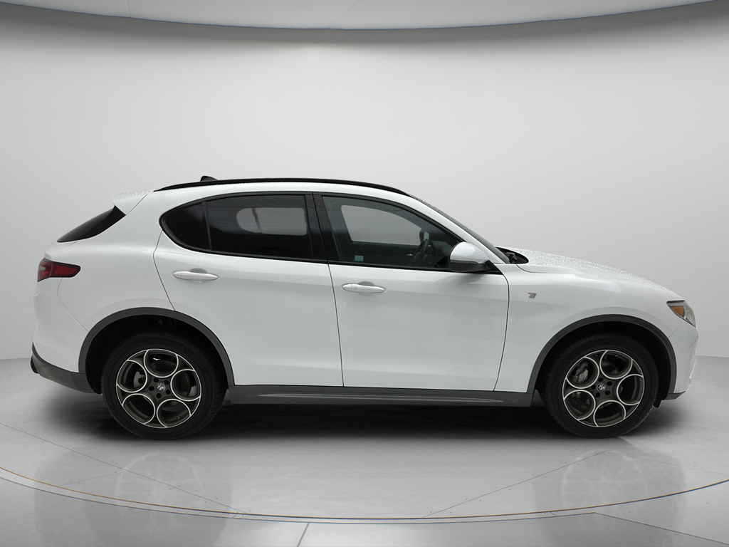 2023 Alfa Romeo Stelvio Ti