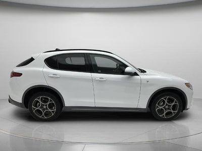 2023 Alfa Romeo Stelvio Ti