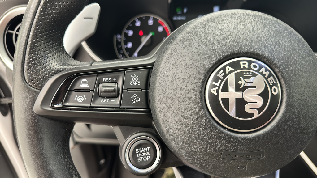 2023 Alfa Romeo Stelvio Veloce