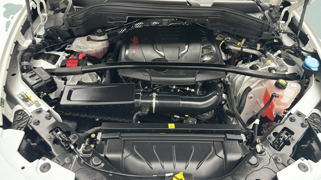 2023 Alfa Romeo Stelvio Veloce