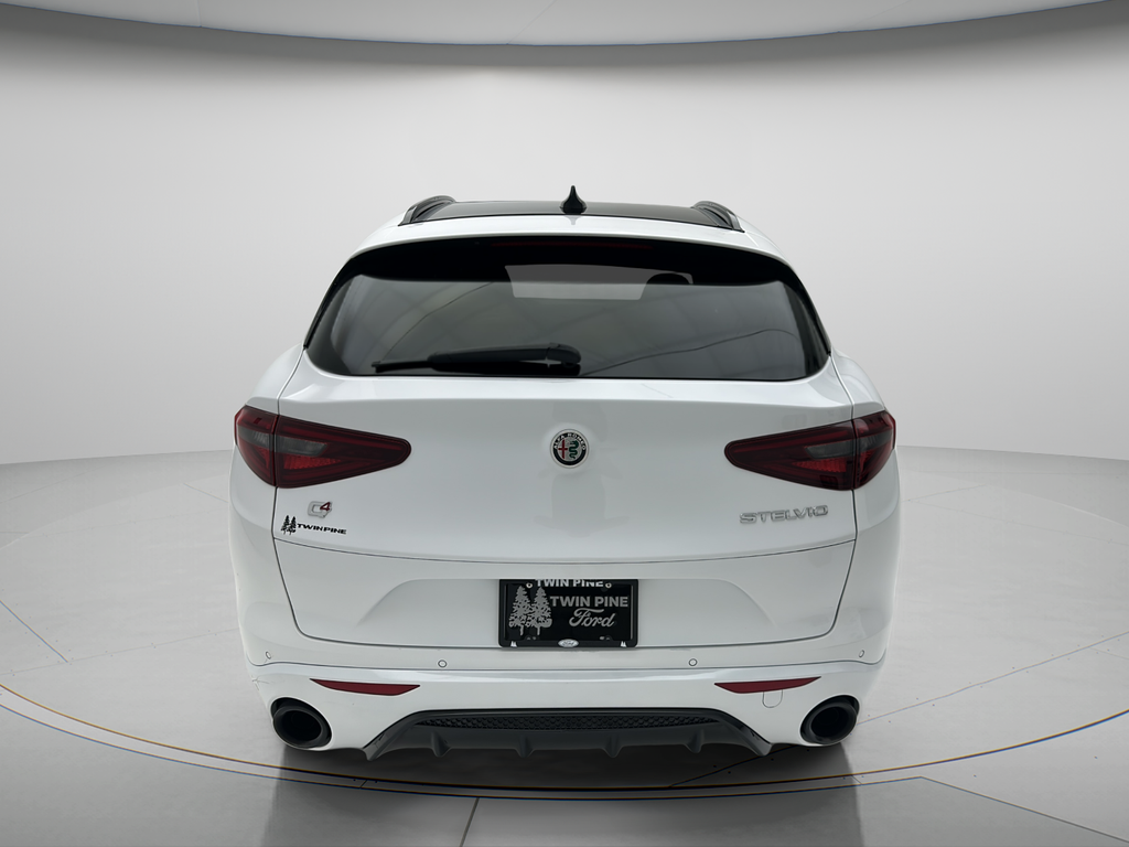 2023 Alfa Romeo Stelvio Veloce