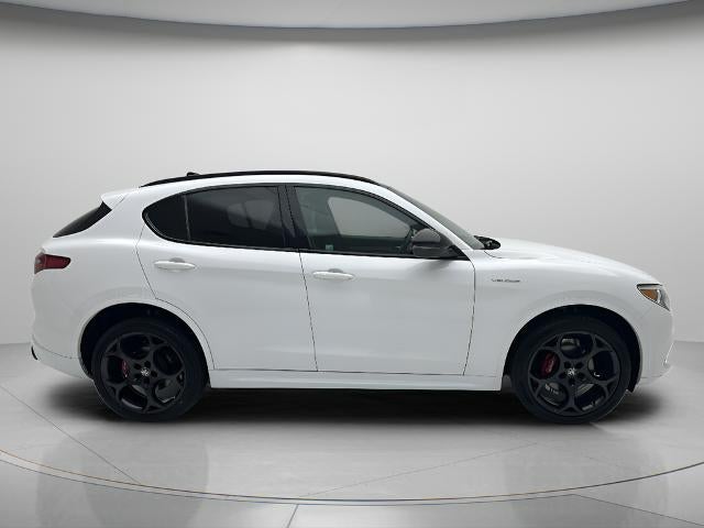 2023 Alfa Romeo Stelvio Veloce