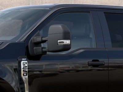 2027 Ford Super Duty F-250® XLT