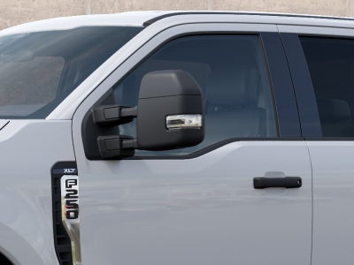 2027 Ford Super Duty F-250® XLT