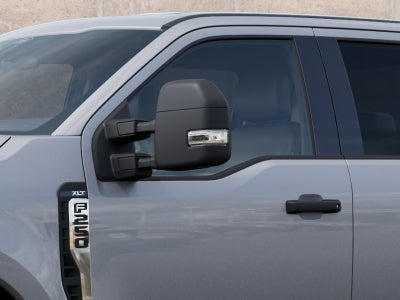 2027 Ford Super Duty F-250® XLT