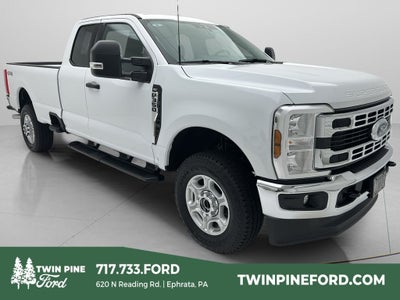 2026 Ford Super Duty F-350 F-350® XLT