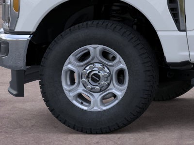 2026 Ford Super Duty F-350® XLT